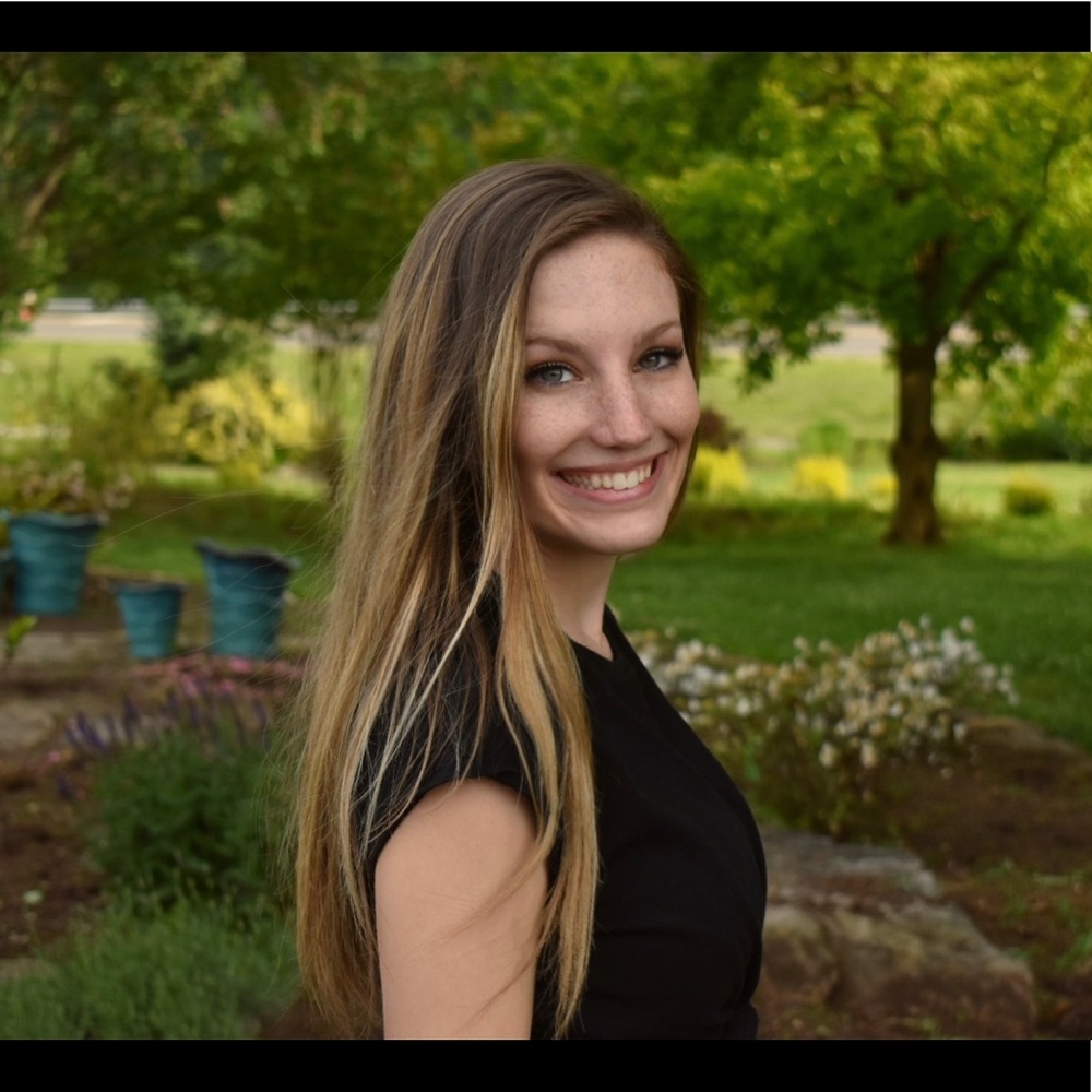 Meet your Posher, Brooke